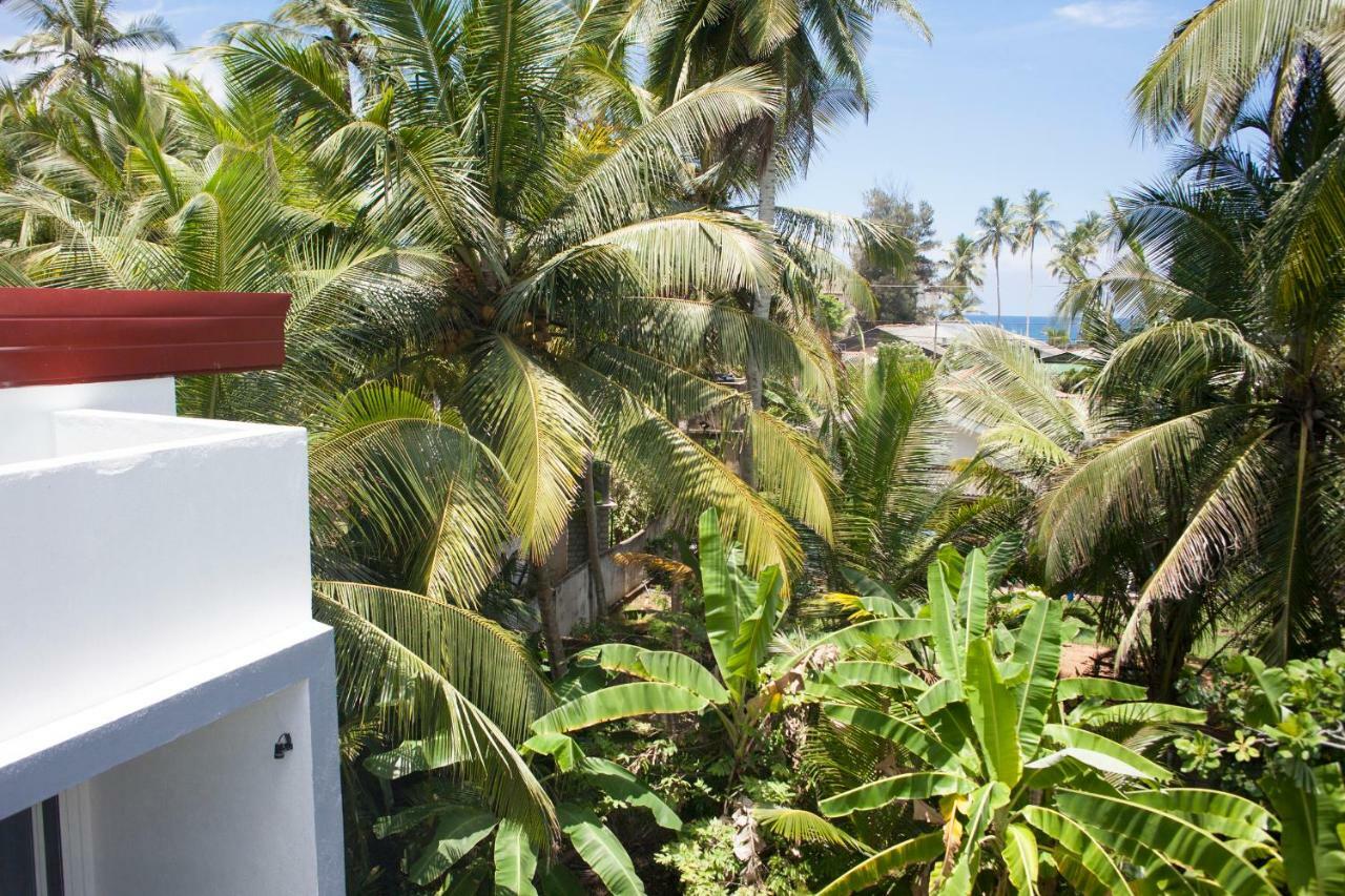 Alvas House Hotell Hikkaduwa Exteriör bild